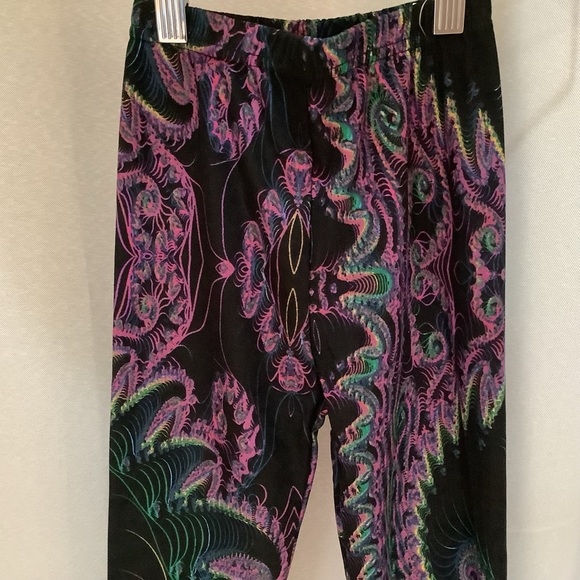 Leggings Kid’s Age 3-5 September Morning Pattern - Picture 2 of 7